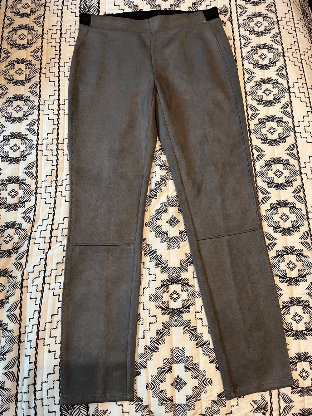 White House Black Market The Legging Size 4